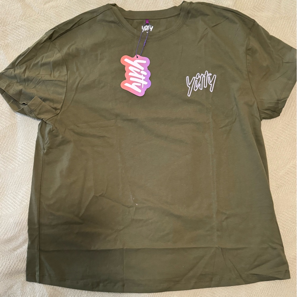 Yitty Tshirt